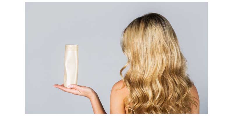 Cara Keramas yang Baik untuk Rambut Keriting