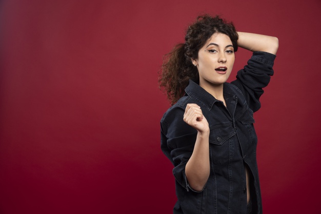 Kurangi Mengikat dan Menguncir rambut yang rontok